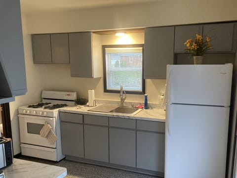 Fully stocked kitchen with all the basics.