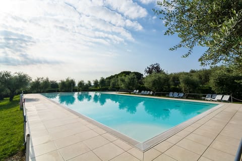 Holiday Home Swimming Pool