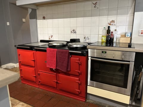 Stovetop, dining tables