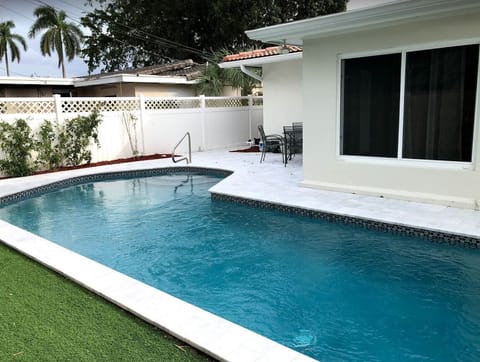 Pool | Outdoor pool, a heated pool