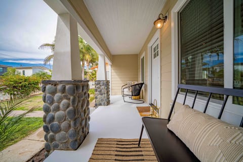 Clearly hear the ocean from here.