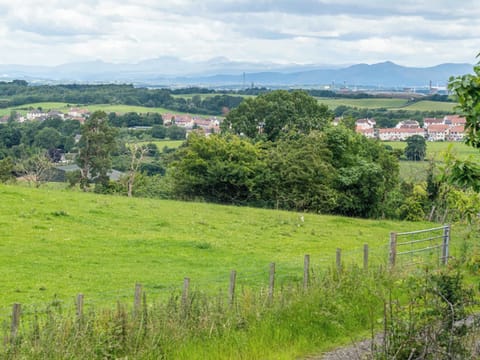 Surrounding area | Alban, Linlithgow, near Edinburgh