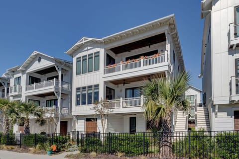 New construction in the heart of Wrightsville Beach