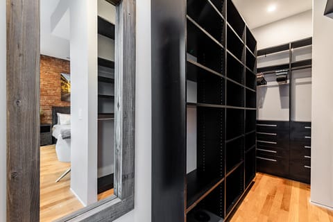 Closet in Queen Bedroom