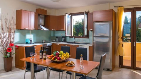 Kitchen and dining area