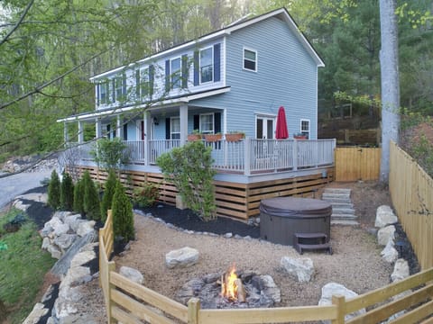 Cozy Cabin