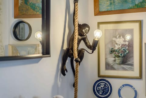 Summer Hayes Bedroom 2 - StayCotswold