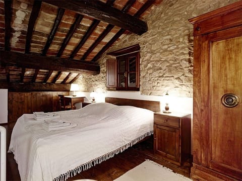 Sleeping area. sleeping level