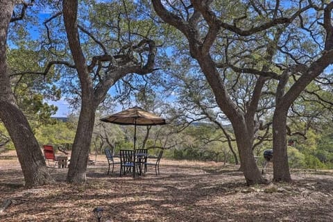 Enjoy dinner with a view under the oaks