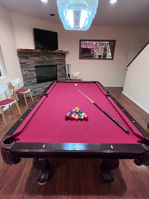 1st floor: Game Room with Pool Table! Fun for the whole family!