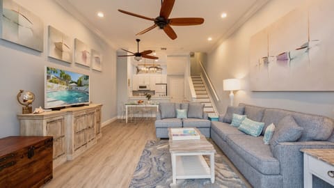 Ahhh - now you see how this place got its name...