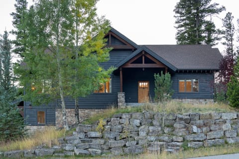 Lone Mountain Lodge, Exterior, 4