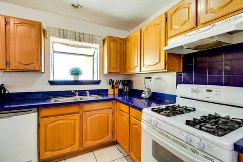 Kitchen | Drip Coffee Maker | Blender