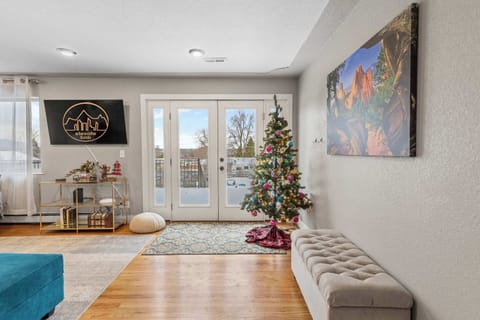 Holiday-ready living space.