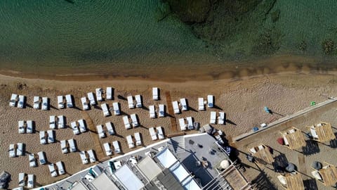 Sun loungers, beach towels