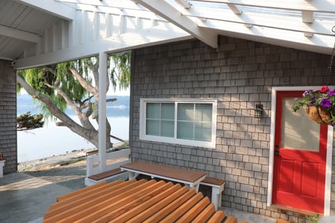 Picnic area next to studio.  This is also where the cedar hot tub and sauna is.