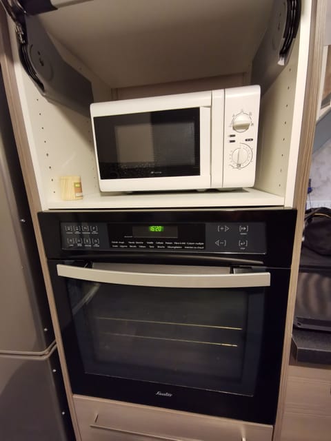 Microwave