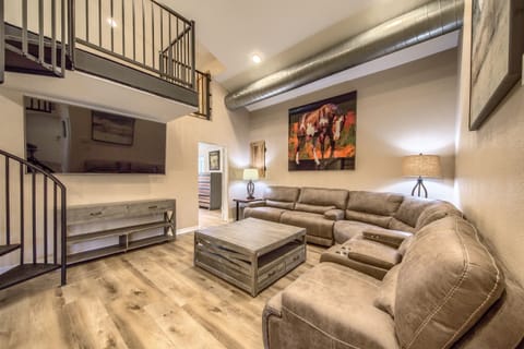 Kick back and enjoy cable Tv on this 75 in Smart TV.