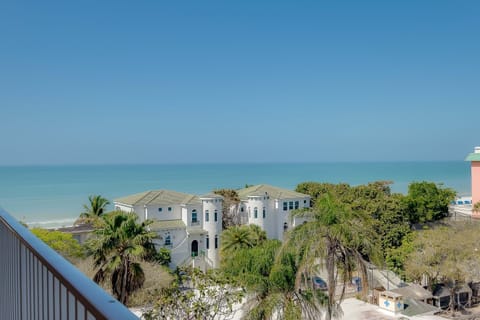 Beach/ocean view