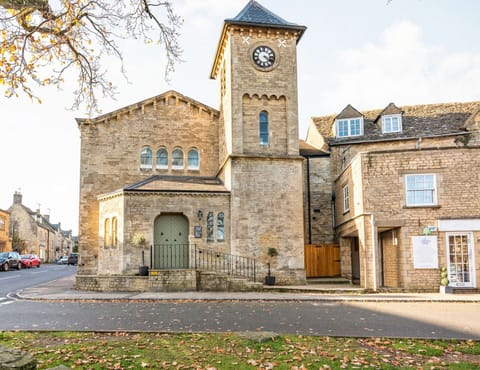 The Chapel - StayCotswold