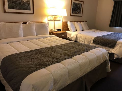 Unit w/ 2 Queen size beds