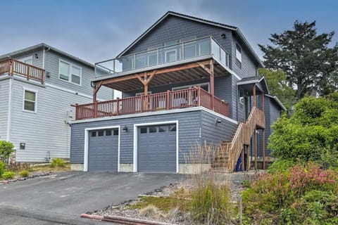 Exterior of Playa Del Happy.  Main entrance everyone uses is under staircase.