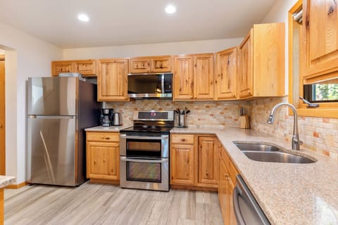 Fully equipped kitchen