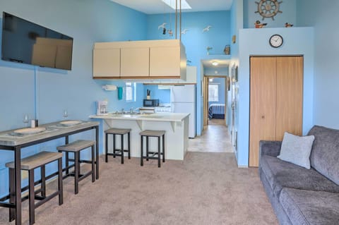 Living Room | Dining Table | Dishware/Flatware Provided