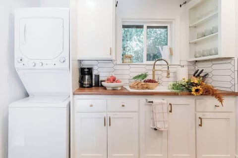 Coffee bar and deep sink. Washer and dryer for your convenience, detergent included
