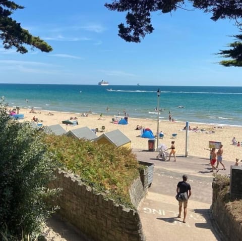 Beach nearby, sun loungers