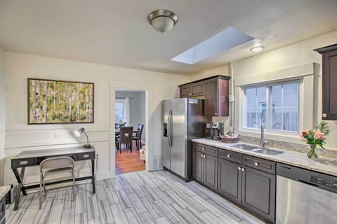 Kitchen | Blender | Toaster