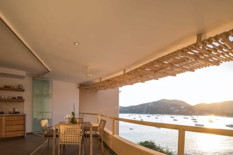 Terrace area, dinning area. The perfect place to enjoy your sunsets.