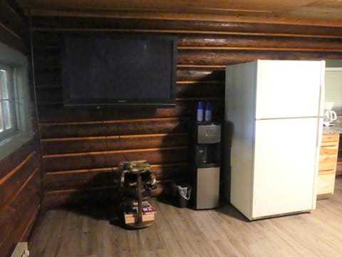 Fridge, microwave, coffee/tea maker, toaster