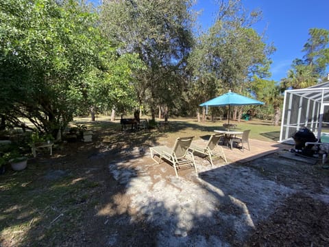 Outdoor dining