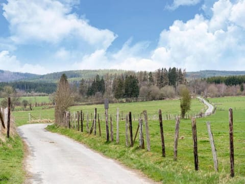 Surroundings [summer] (1-5 km)