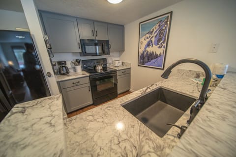 Nice granite countertops