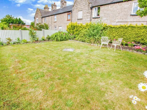 Garden | Pen Y Bont, Rhuddlan