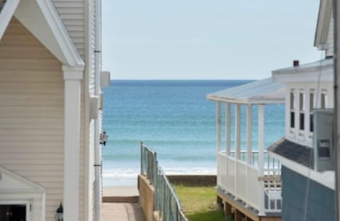 Beach nearby, sun loungers