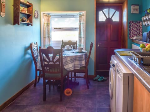 Dining Area | The Stables - Ardtun Cottages, Isle of Mull
