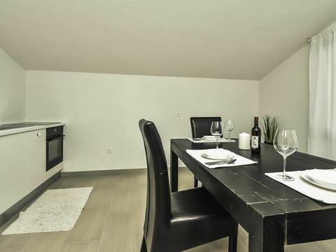 Table, Building, Furniture, Chair, Wood, Cabinetry, Floor, Kitchen & Dining Room Table, Flooring