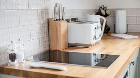 Kitchen Details, Paddock Cottage, Bolthole Retreats
