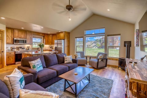 Welcome to Grey Rock Cottage!