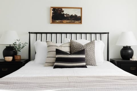 Memory foam beds, iron/ironing board, free WiFi, bed sheets