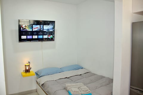 Double bed and smart tv