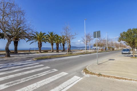 Onsite parking, car charging station