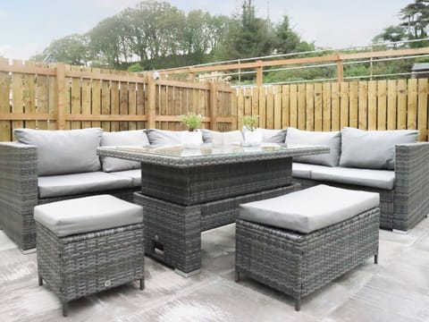 Outdoor eating area | Mote View Holidays- 2 Mote View, Mote View Holidays- 4 Mote View - Mote View Holidays, Sandhead, near Stranraer