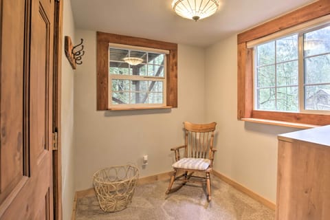 Dressing Room | 1st Floor