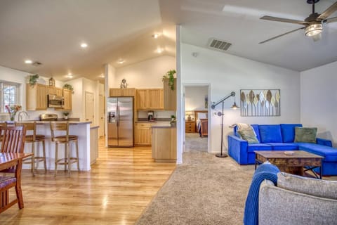 Open family space to eat and unwind with a Queen Sleeper Sofa