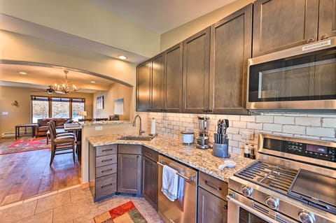 Kitchen | Fully Equipped