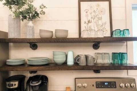 Glass and plastic dishes to choose from